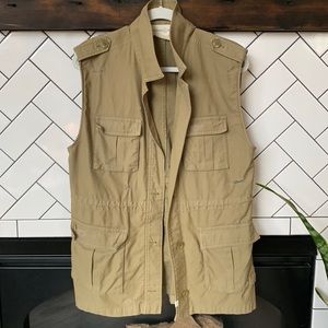 Treasure and Bond cargo vest